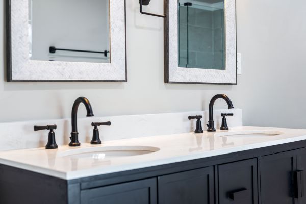 Optimiser votre salle de bain avec un meuble de salle de bain double vasque